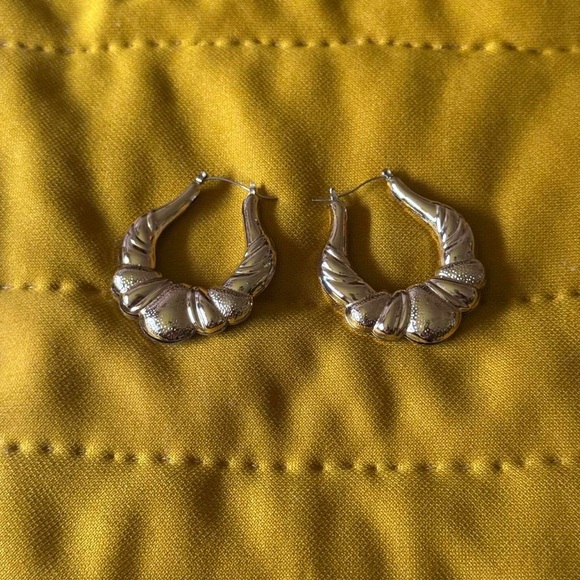 Ornate Gold Tone Door Knocker Hoop Earrings - Picture 6 of 6